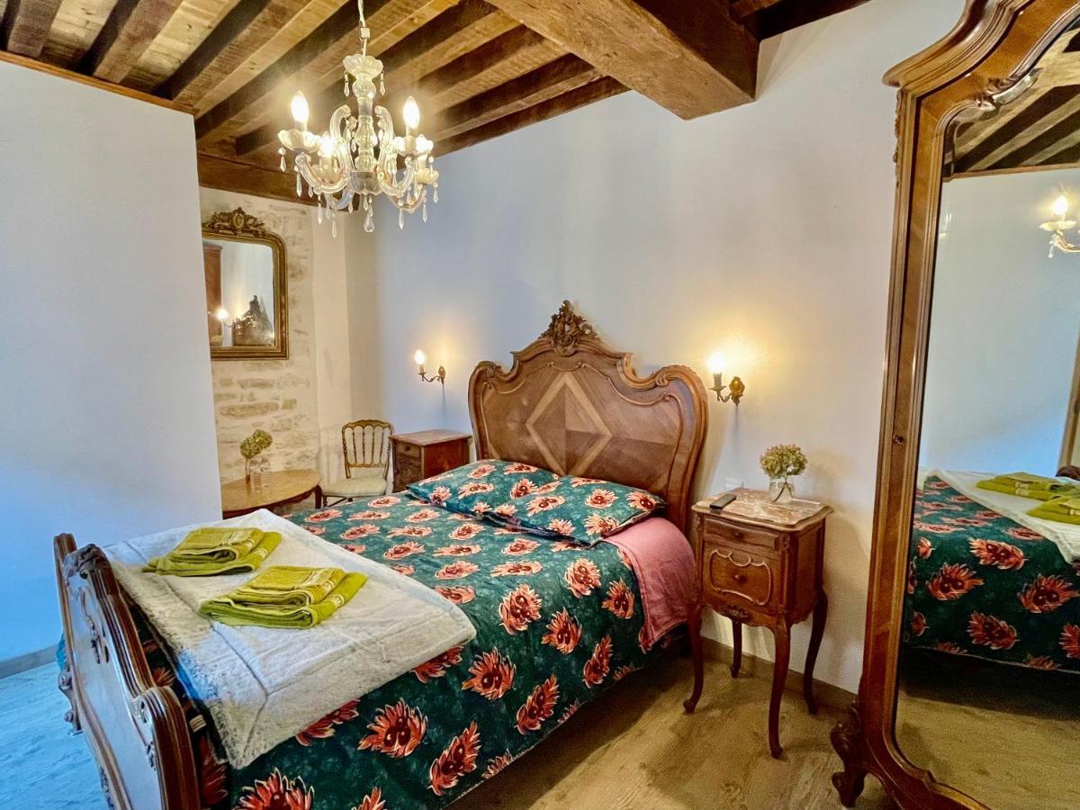 Manoir Saint-Pierre Bed & Breakfast Villersexel Dış mekan fotoğraf
