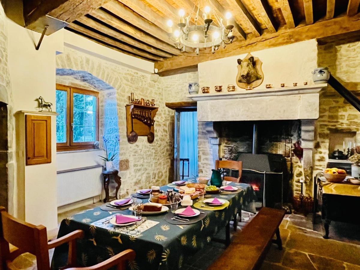Manoir Saint-Pierre Bed & Breakfast Villersexel Dış mekan fotoğraf