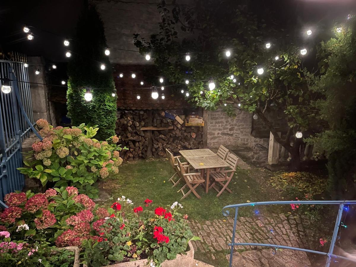 Manoir Saint-Pierre Bed & Breakfast Villersexel Dış mekan fotoğraf